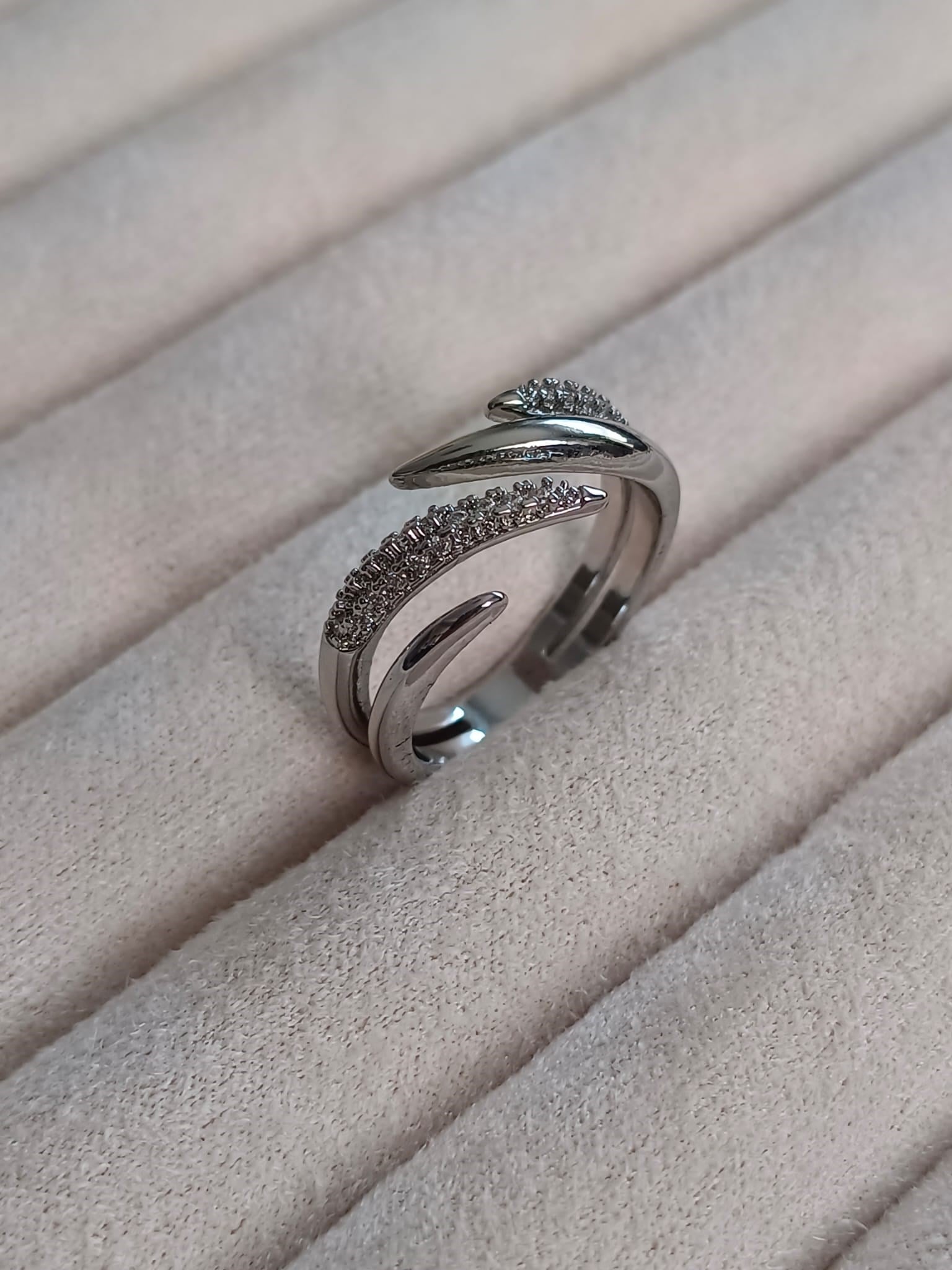 Zirkon Taşlı Yüzük Silver