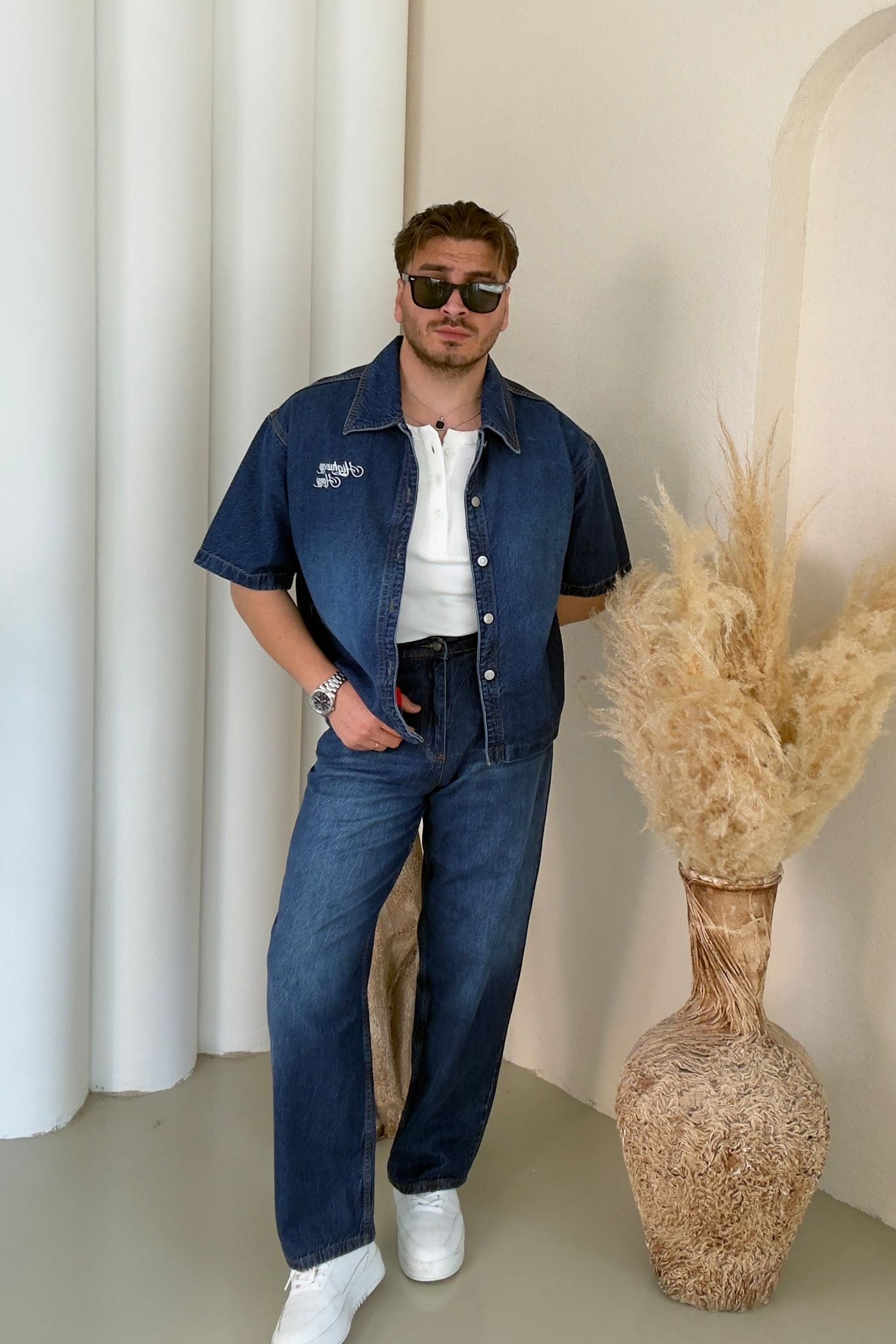 Arka Cep Nakışlı Baggy Jean Mavi