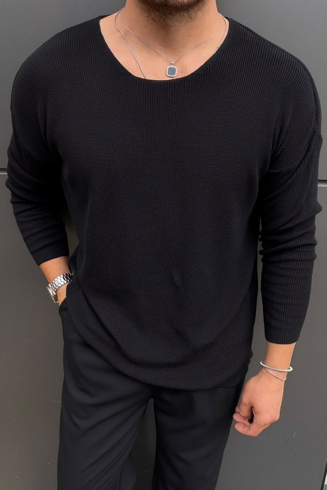 Yaka Detay İnce Oversize Kazak Siyah