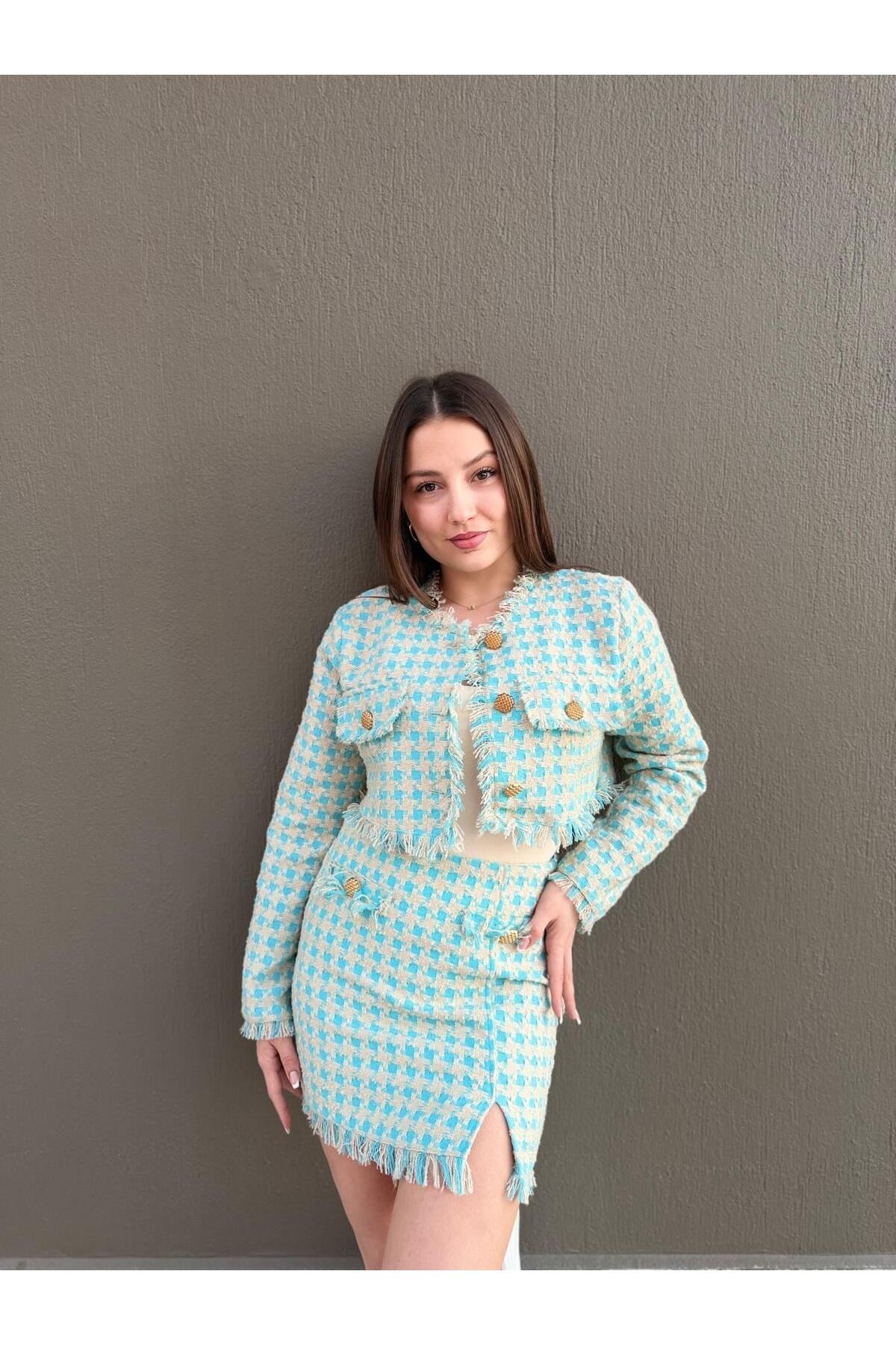 gold-dugmeli-tweed-ceket-mini-etek-tak-9d-bd4.jpg