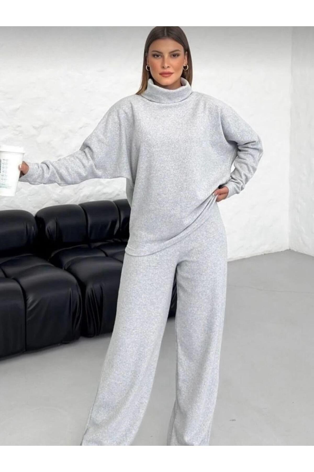 Kadın Gri Oversize Degaje Yaka Selanik Alt-Üst Takım – Rahat Kalıp