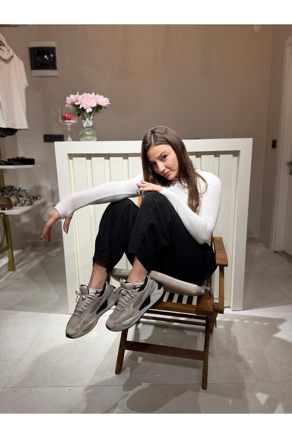 kadin-yuksek-bel-lastikli-rahat-kesim--ebeb21.jpg