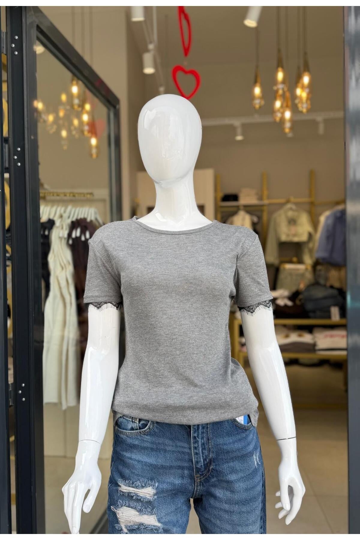 kolu-dantel-detayli-basic-t-shirt-kisa-9ab8b9.jpg