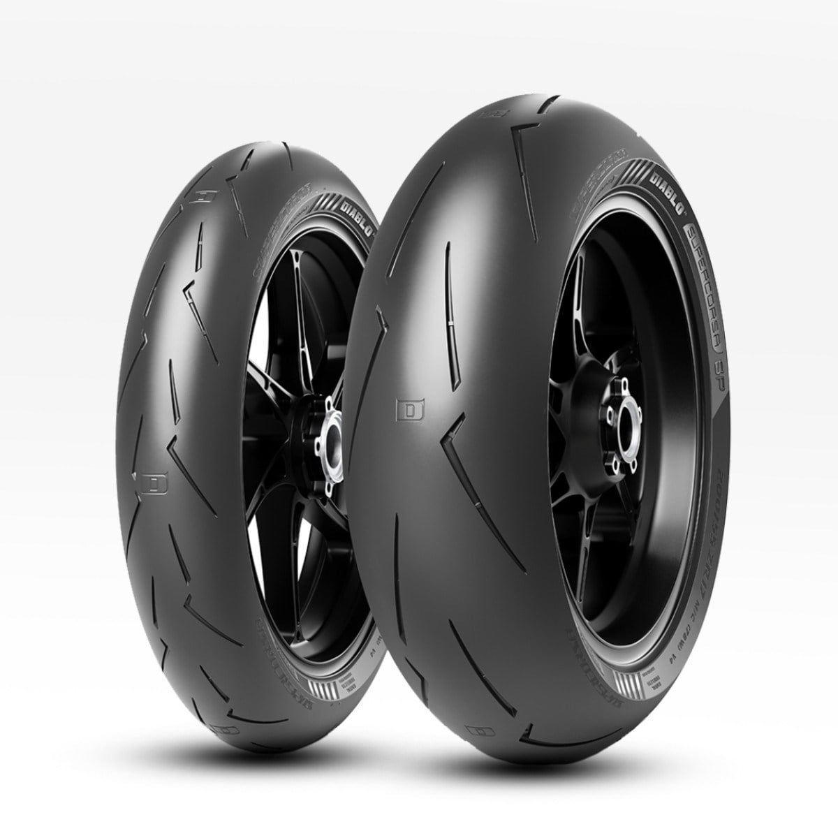Pirelli Set 120/70ZR17 ve 190/55ZR17 Diablo Supercorsa SP V4 Ön Arka Takım