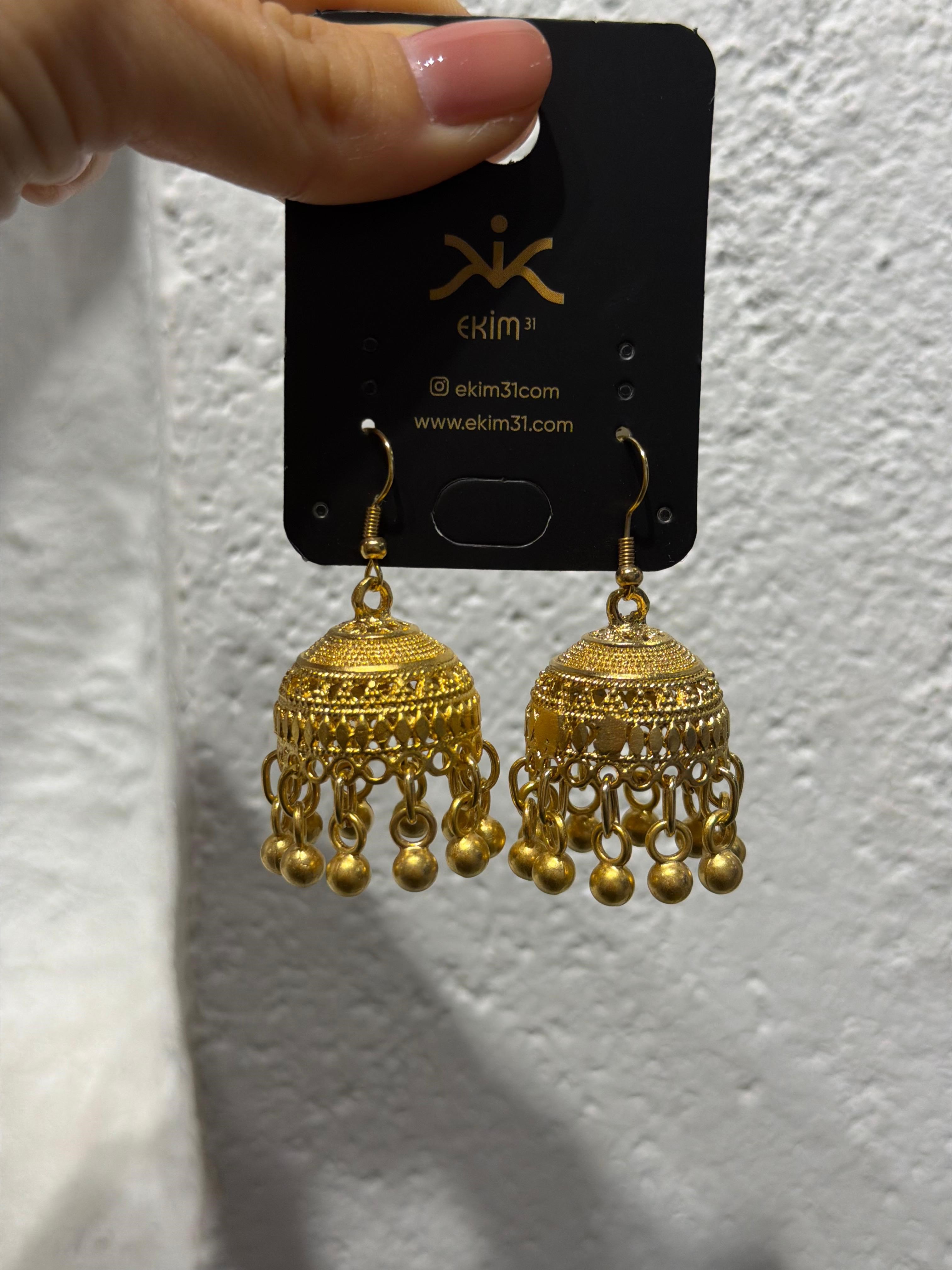 Antik Gold Kaplama Sallantılı Küpe