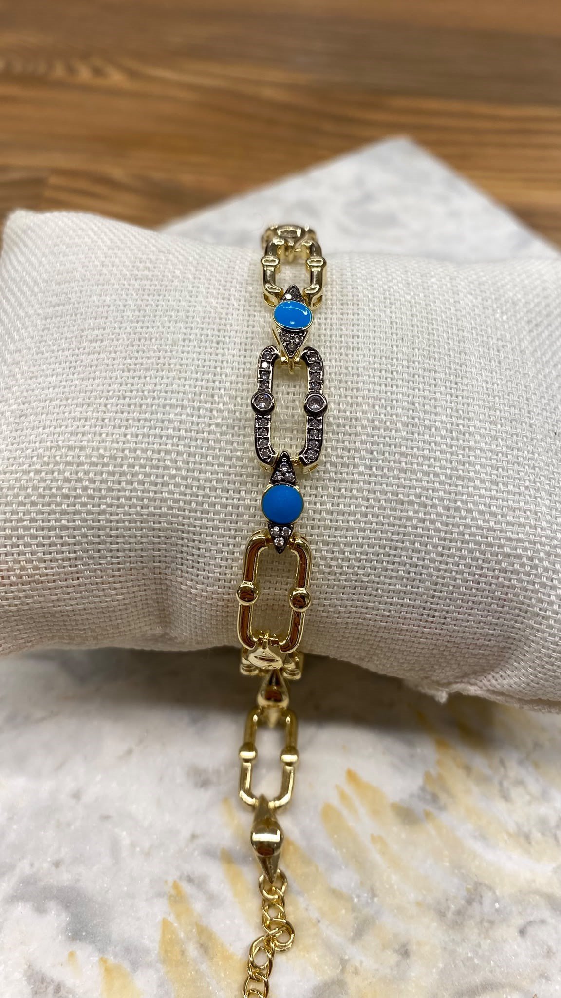 Dikdörtgen Model Mavi Taşlı Gold Bileklik