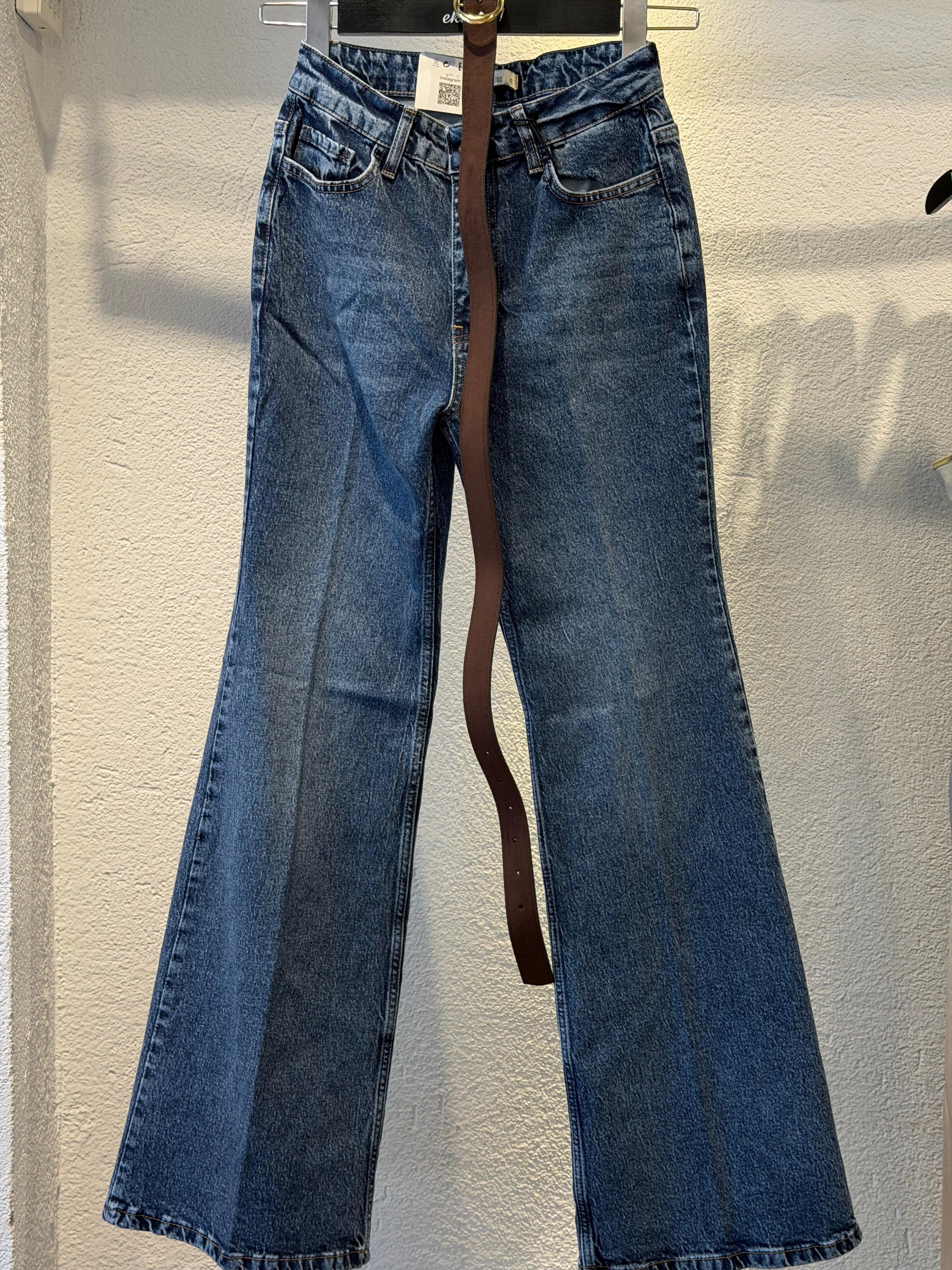 Kemerli Jean Pantolon