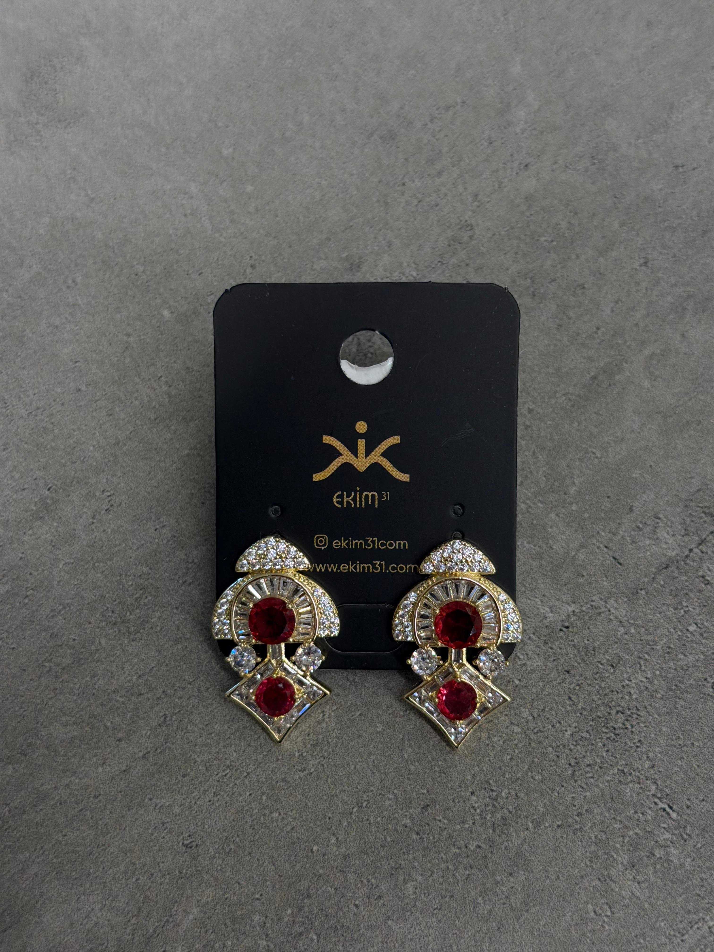 Kırmızı Taşlı Zirkon Gold Küpe 