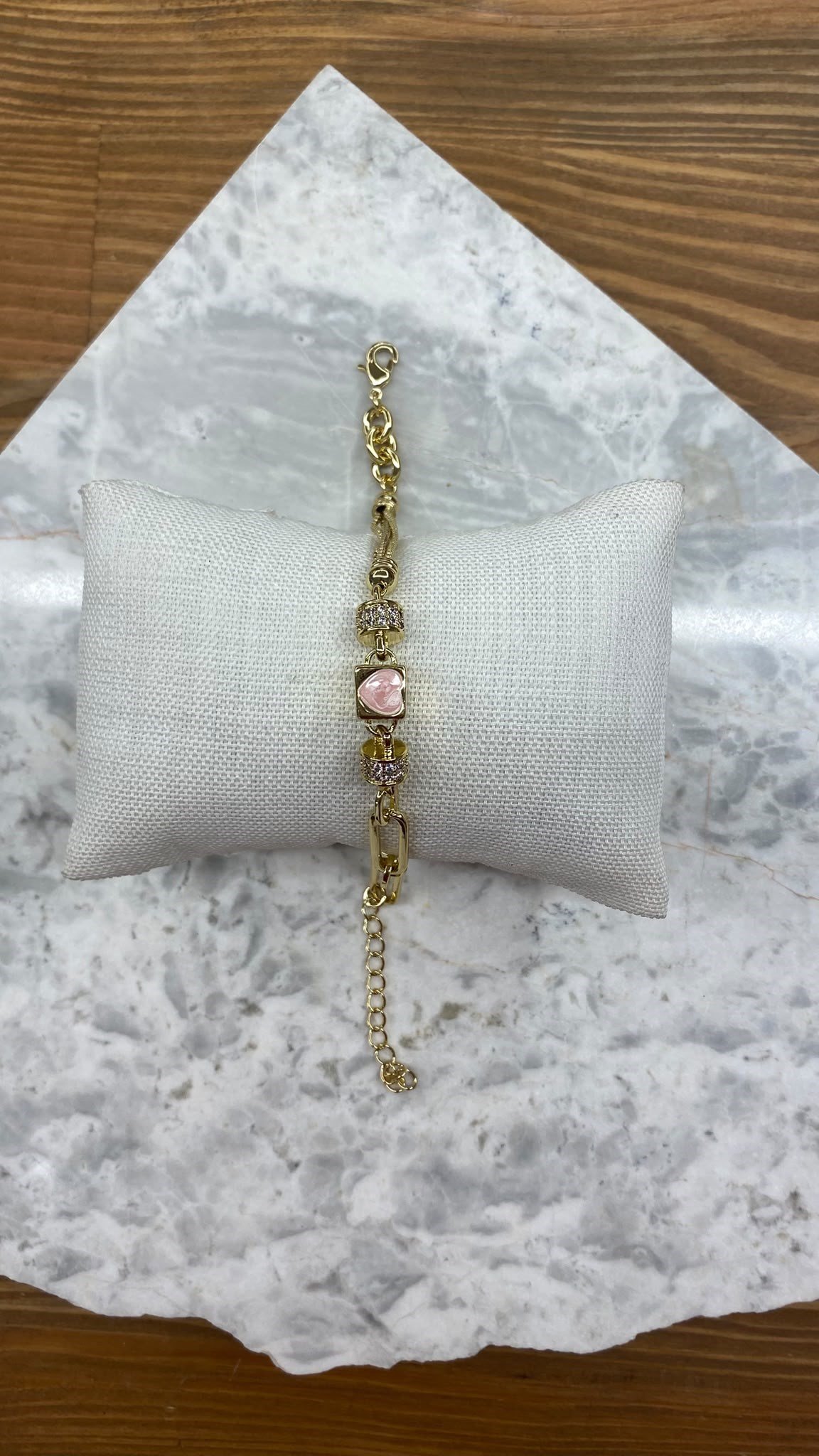 Pembe Kalp Gold Bileklik