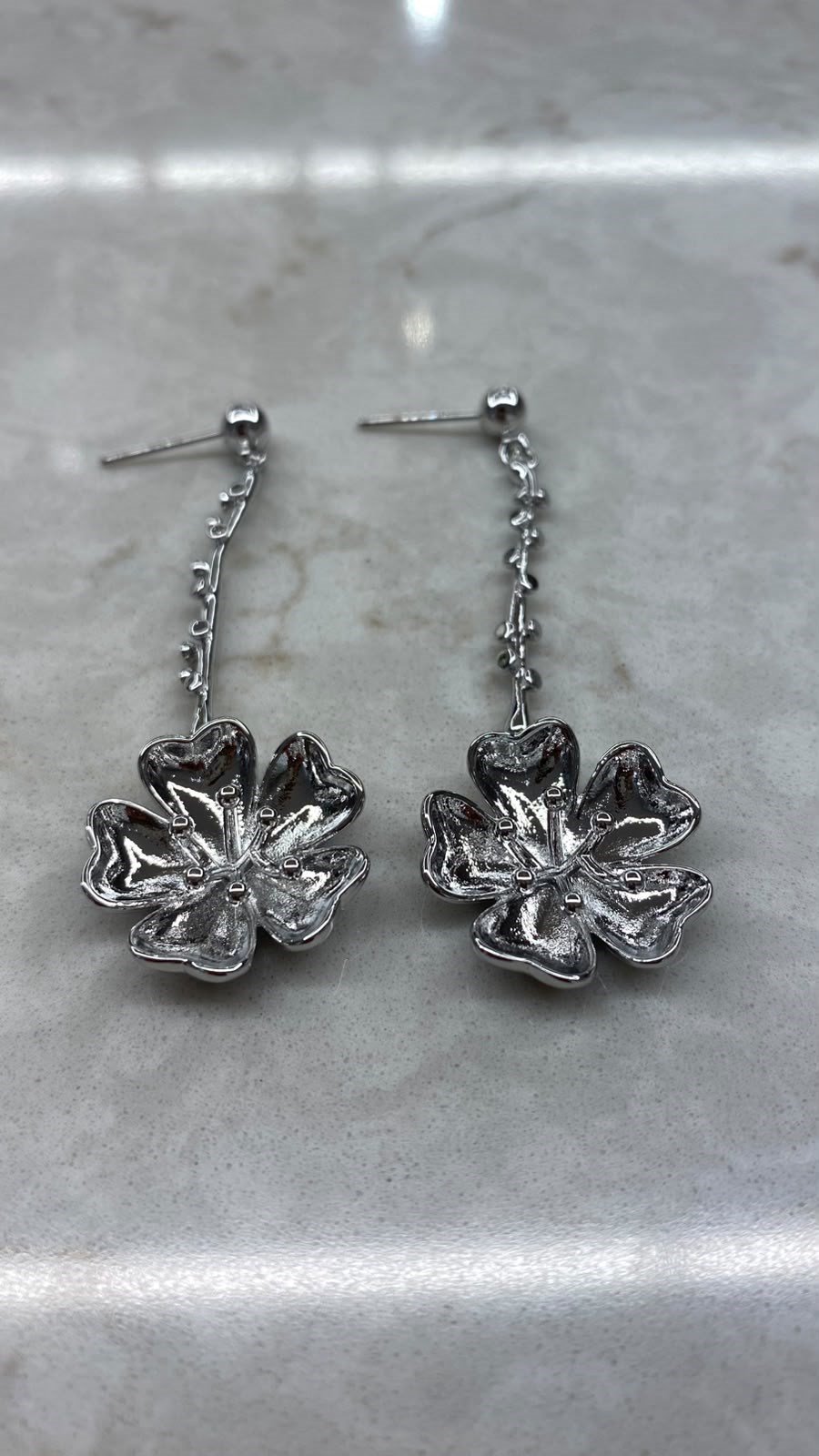 Sarkık Çiçek Silver Küpe 