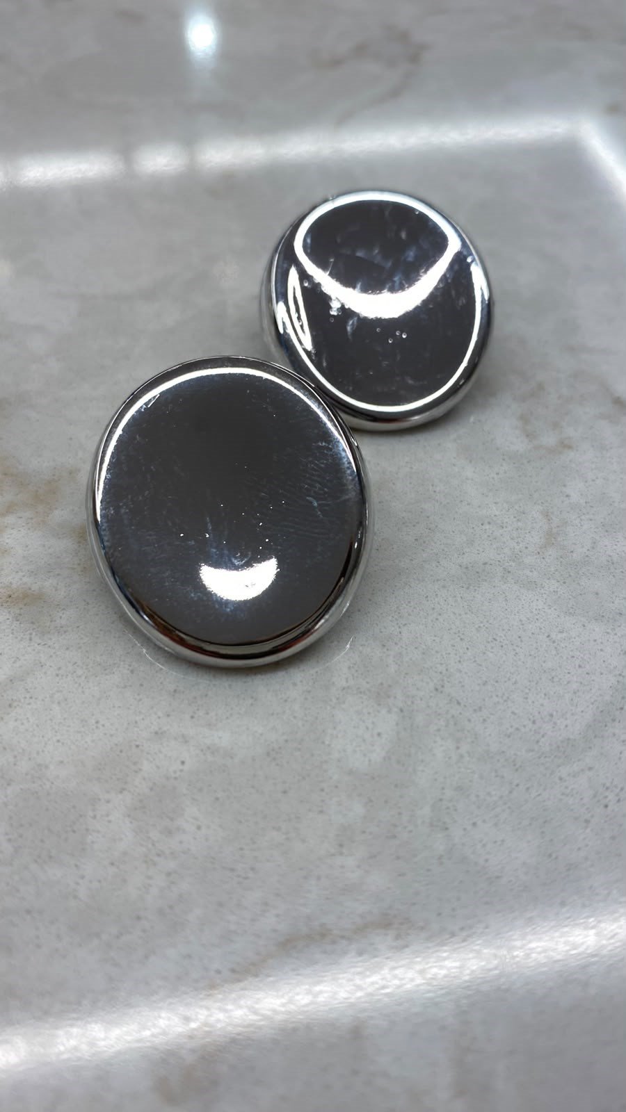 Silver Düğme Küpe