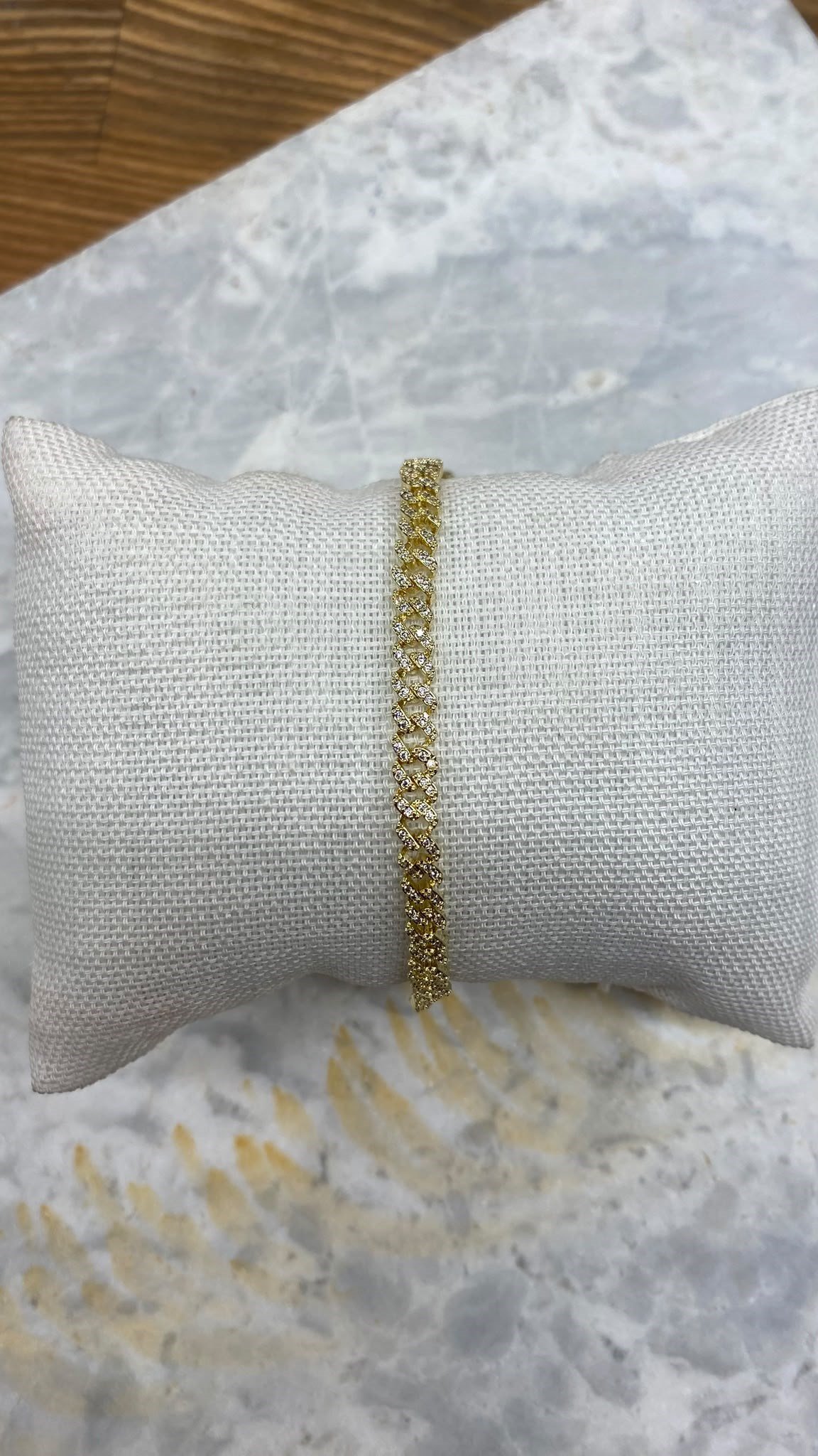 Taşlı Zincir Gold Bileklik