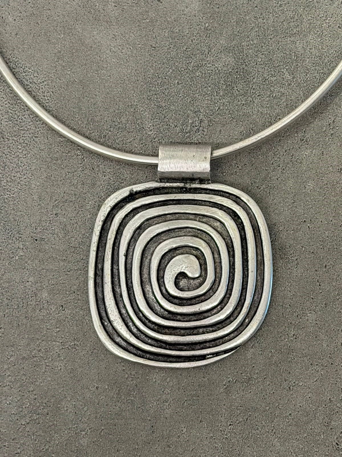 Tasma Bohem Kolye Spiral