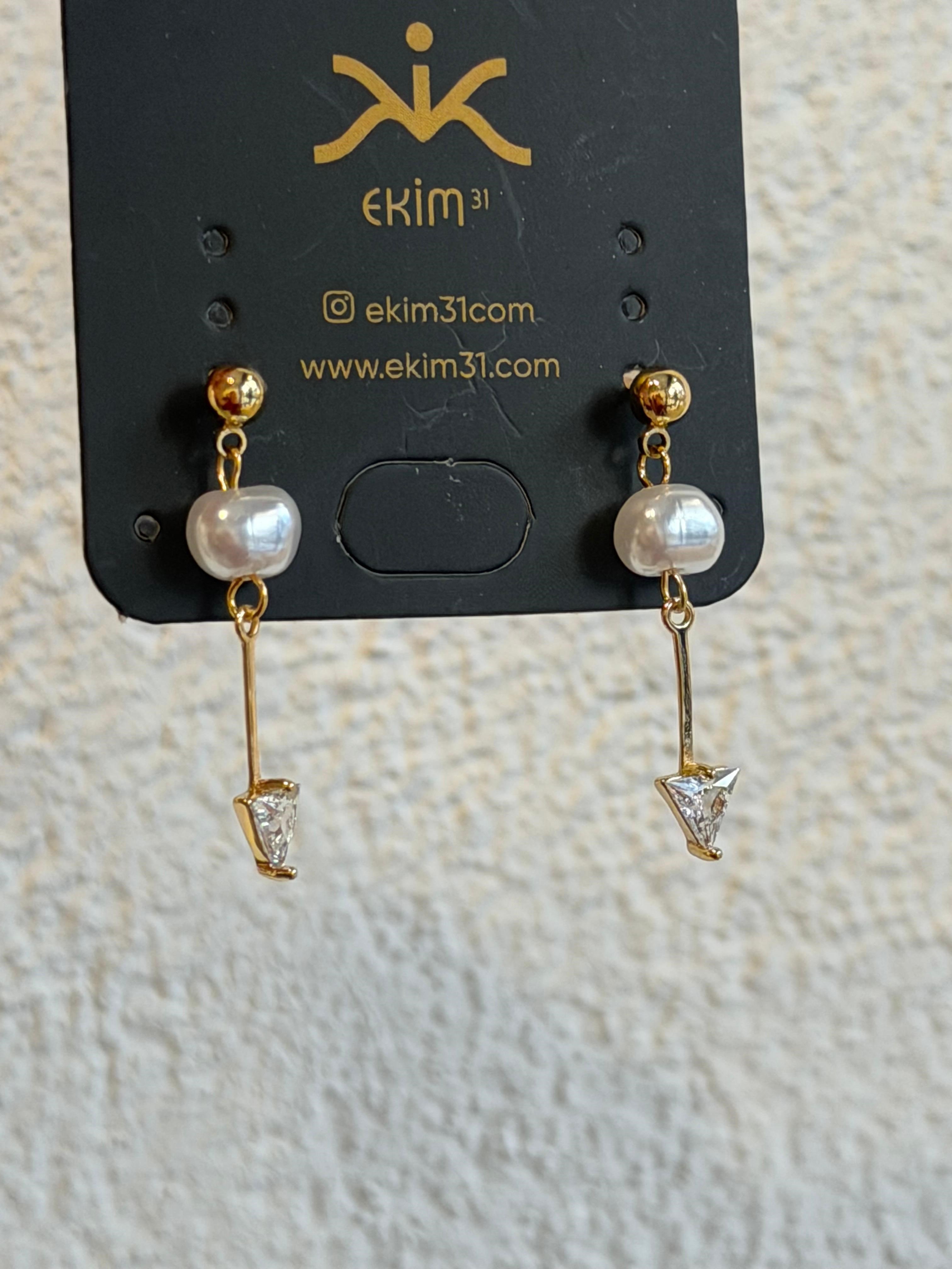 Üçgen Taşlı İncili Küpe 