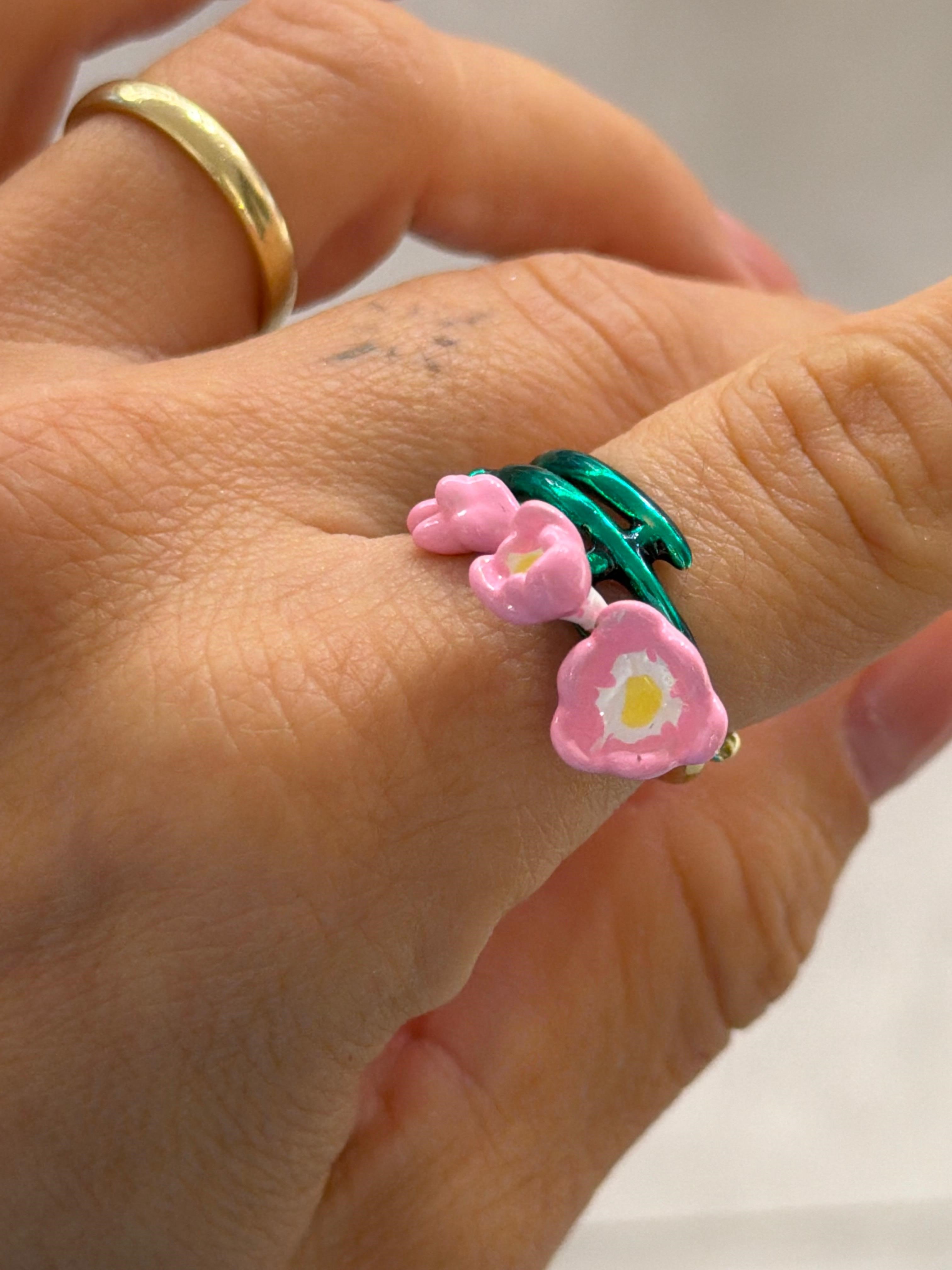 Üçlü Pembe Çiçekler 