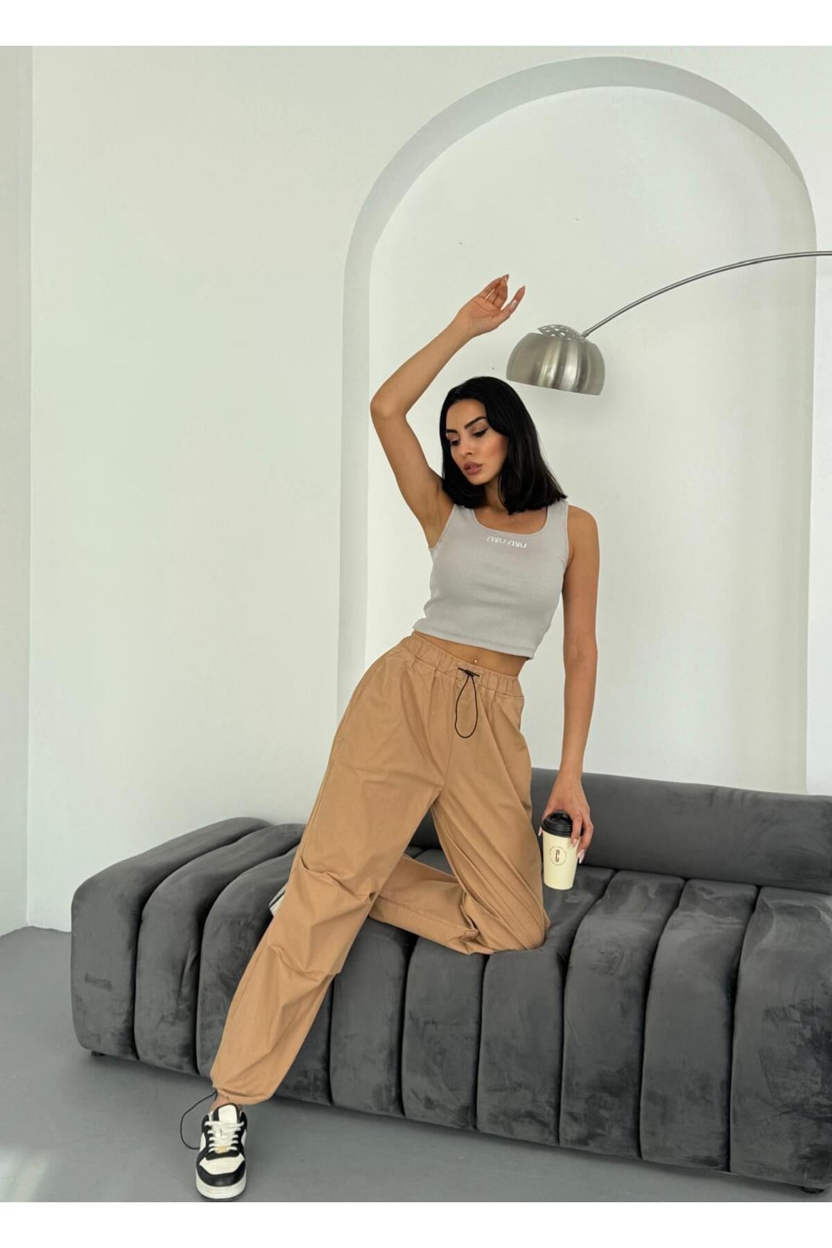 DİZ PİLELİ PARAŞÜT PANTOLON CAMEL-KAHVERENGİ