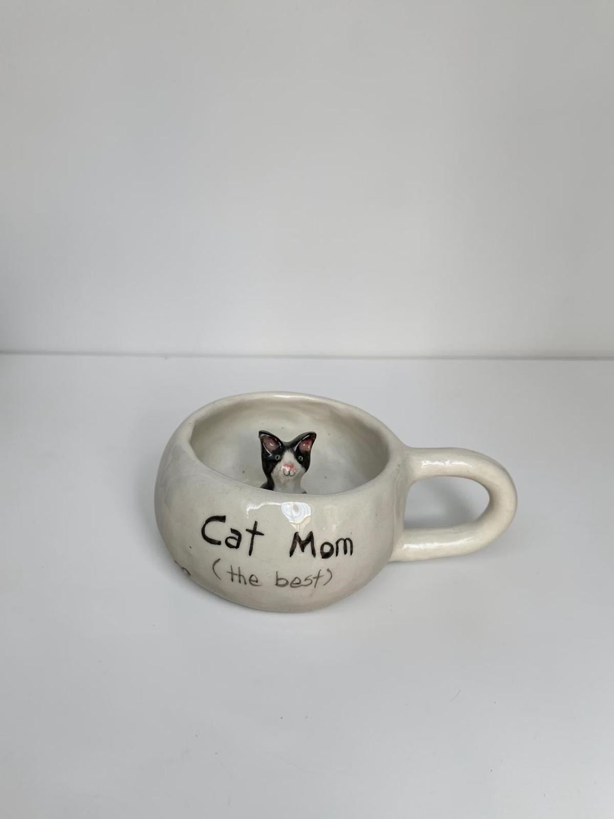 Cuttie Kitty-Catmom