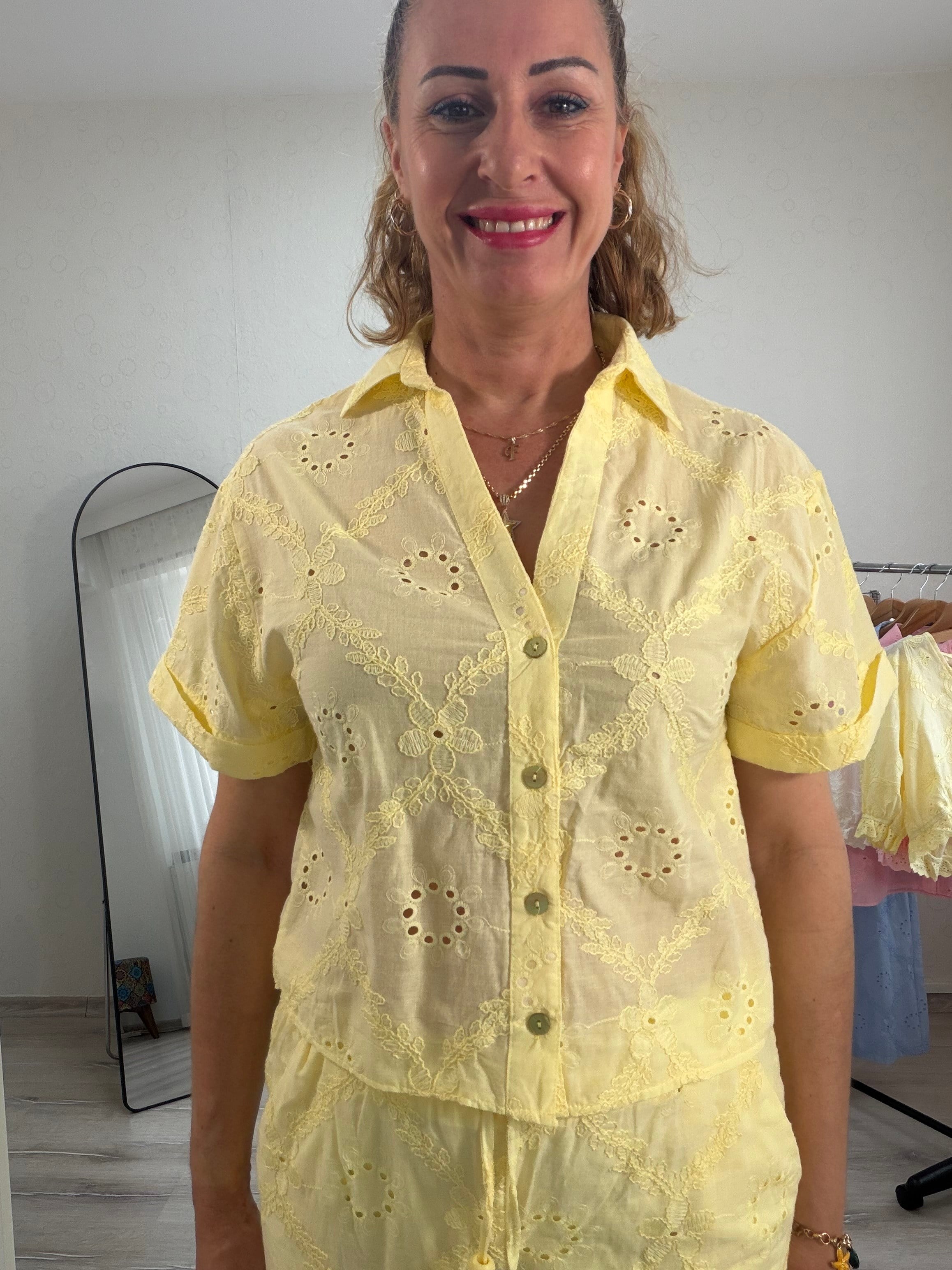 GÖMLEK SARI