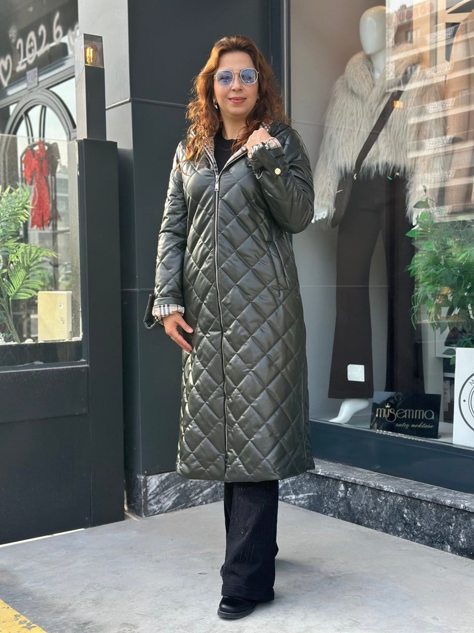 Deri Kapitone Burberry Desenli Kaban