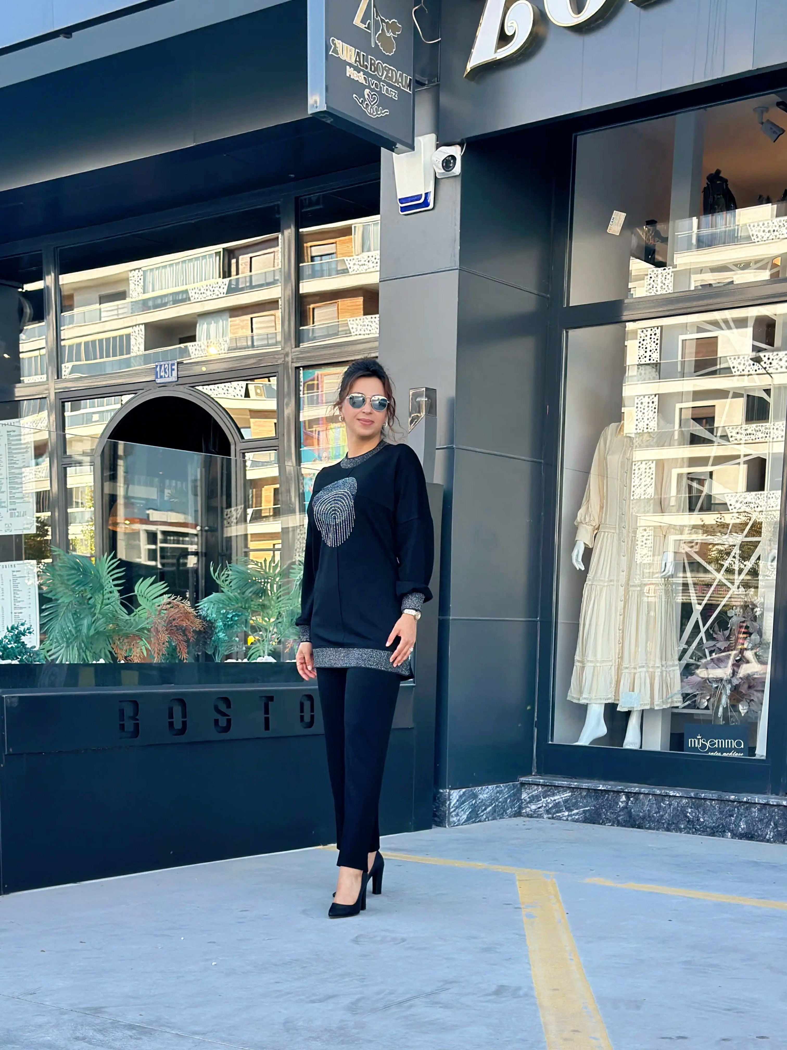 Taş Detaylı Esnek Kumaş İkili Pantolon Takım Siyah