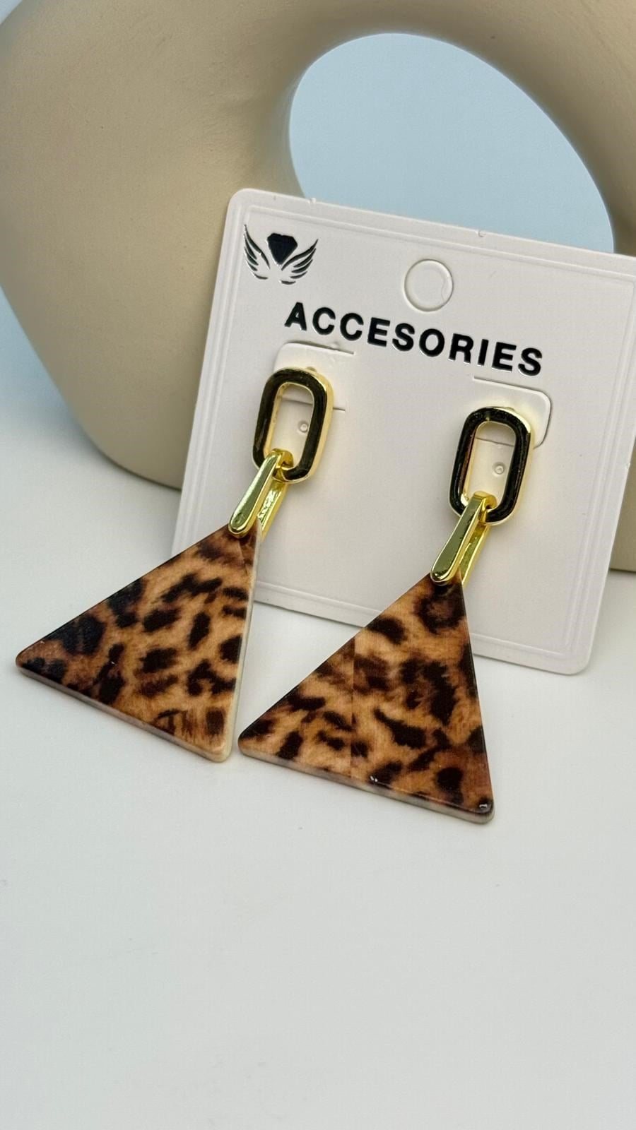 Leopar Küpe