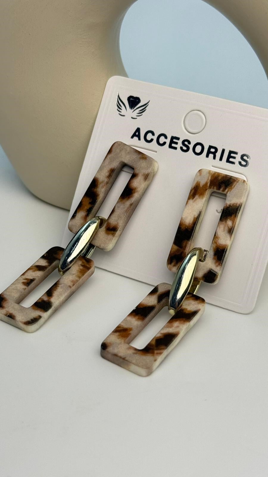 Leopar Küpe