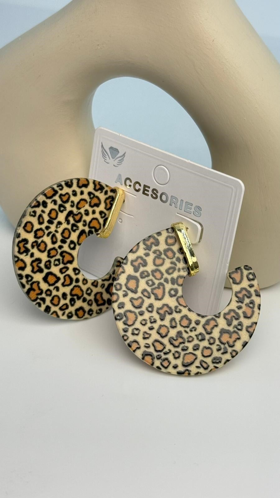 Leopar Küpe