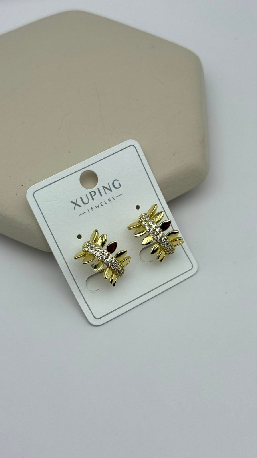 Xuping Nazarlı Küpe