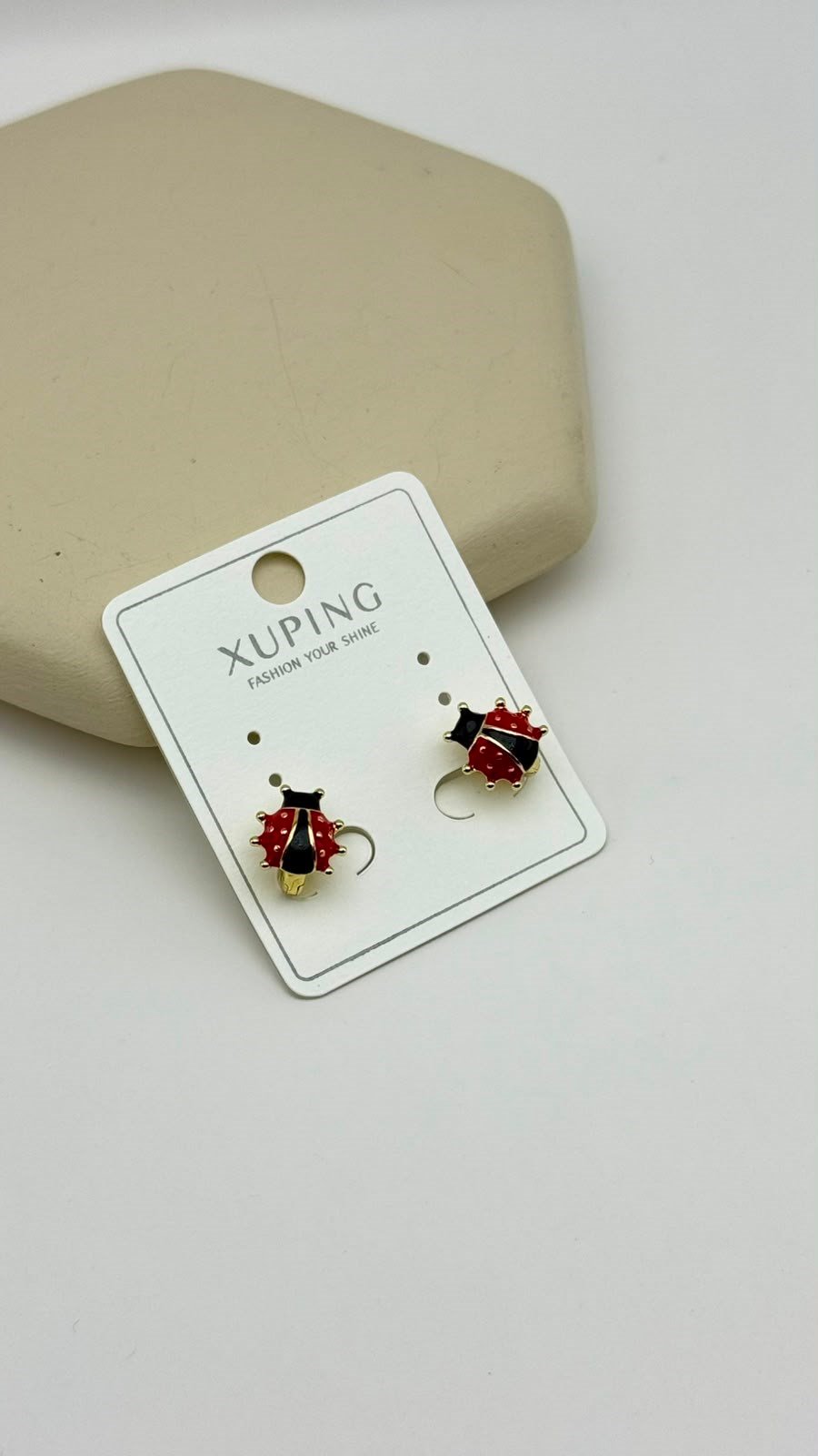 Xuping Nazarlı Küpe