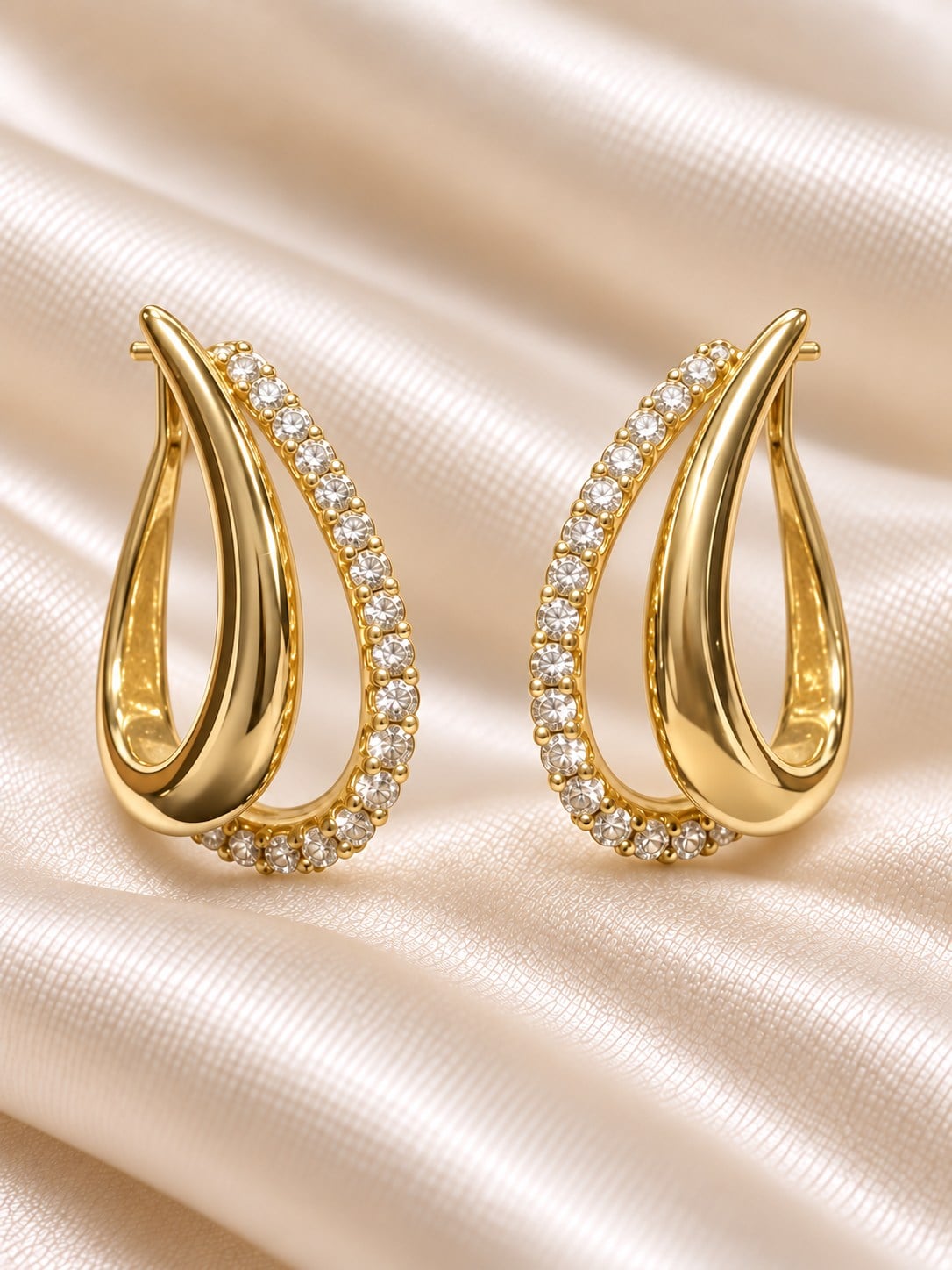 turkuaz-xuping-14k-ic-ice-damla-kupe-1ad265