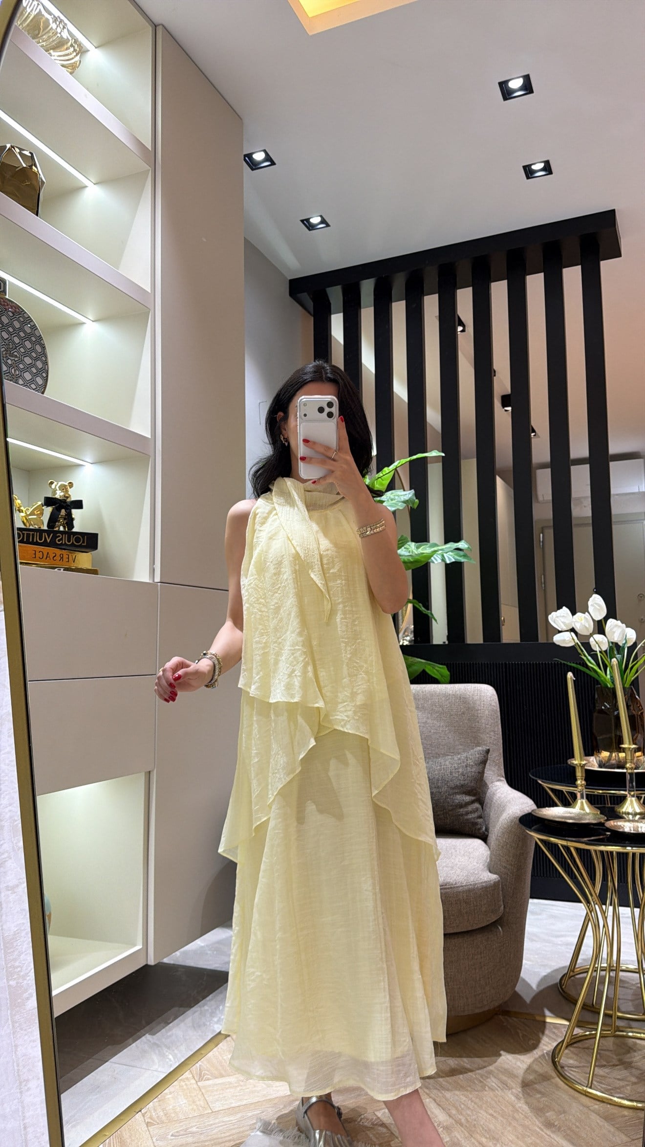 ŞALLI SARI ELBİSE
