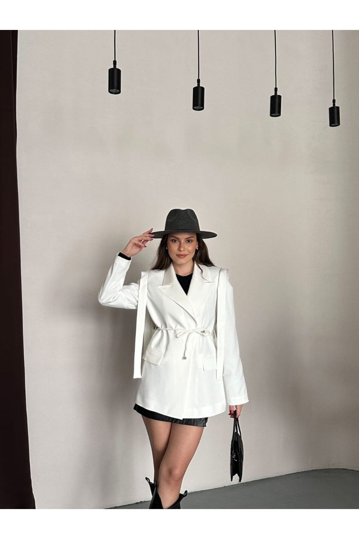 İp Bağlamalı Omuz Kuşak Tasarımlı Blazer Ceket