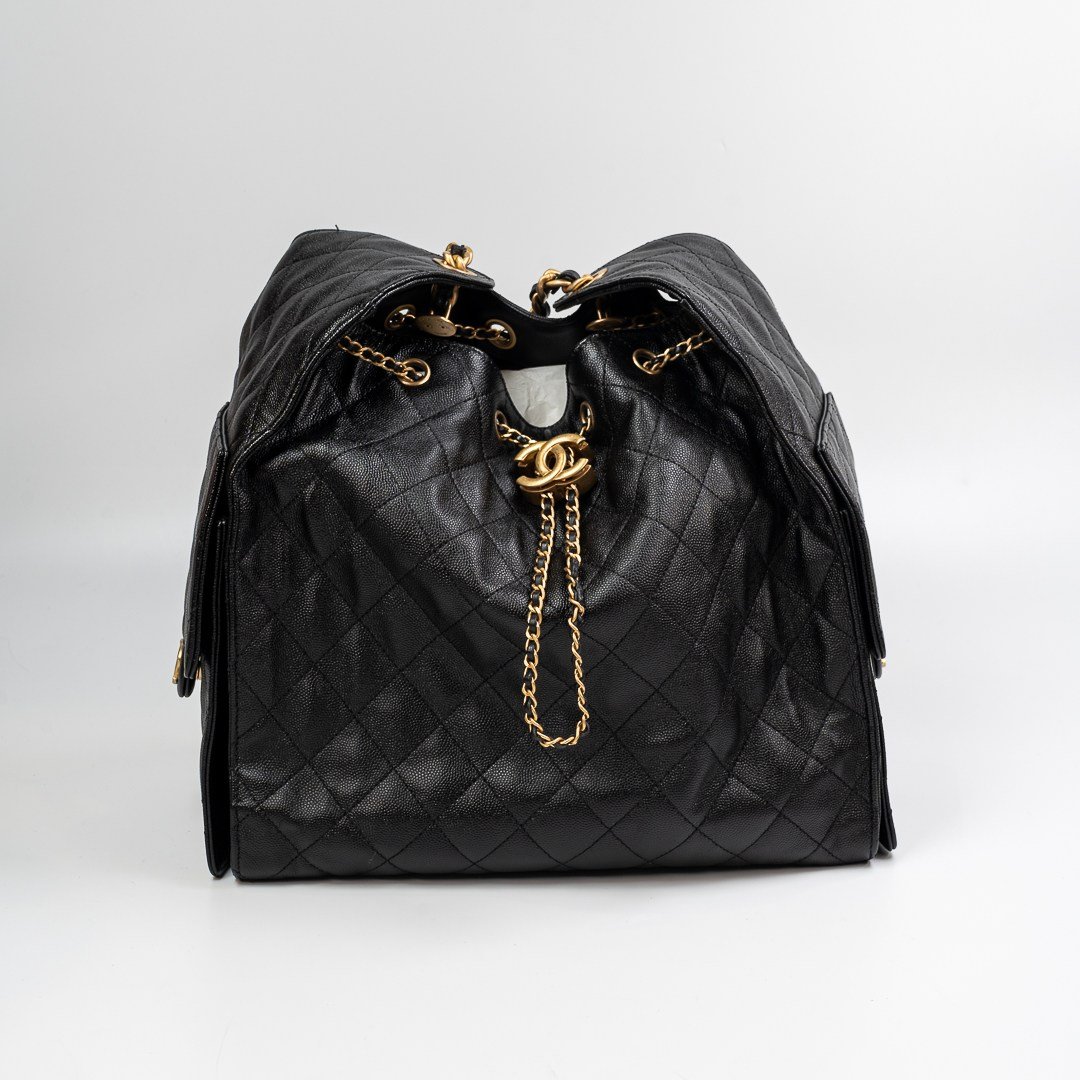 Chanel 25 Medium size