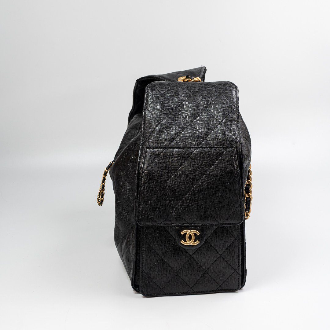 Chanel 25 Medium size