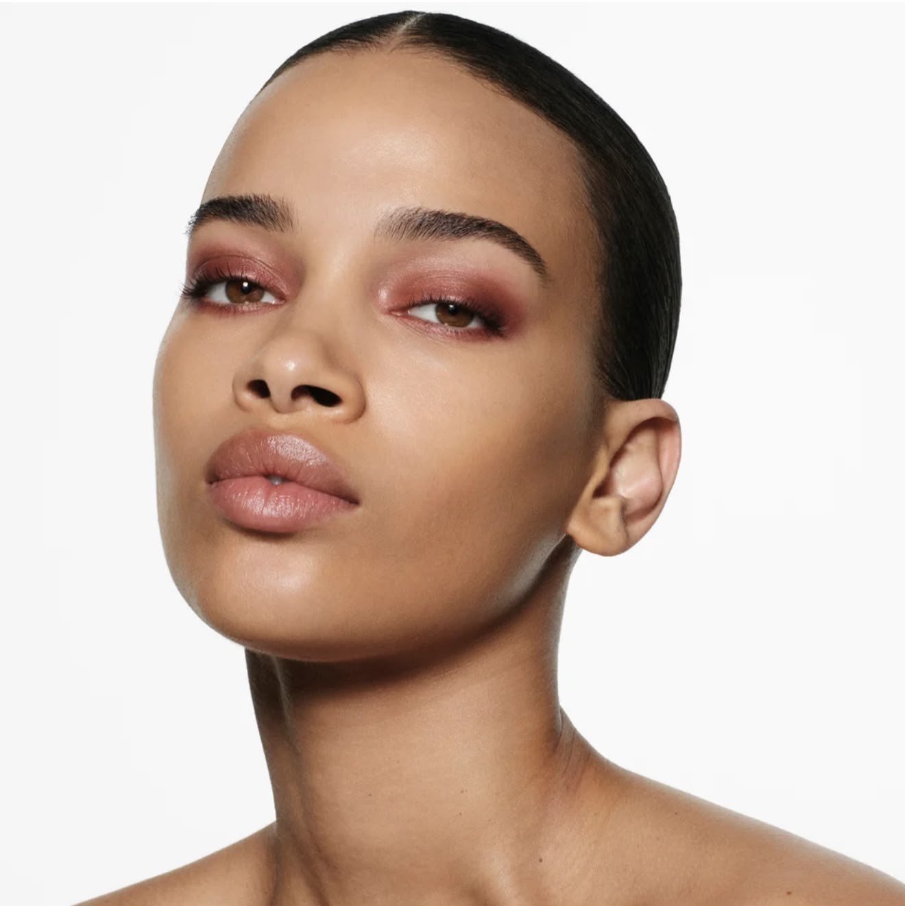 Eye Wardrobe Multi-Finish Eyeshadow Palette