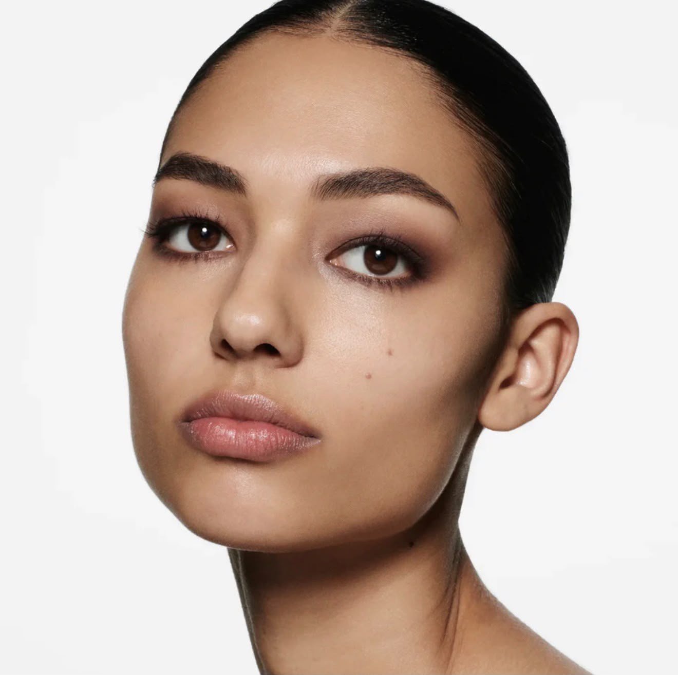 Eye Wardrobe Multi-Finish Eyeshadow Palette
