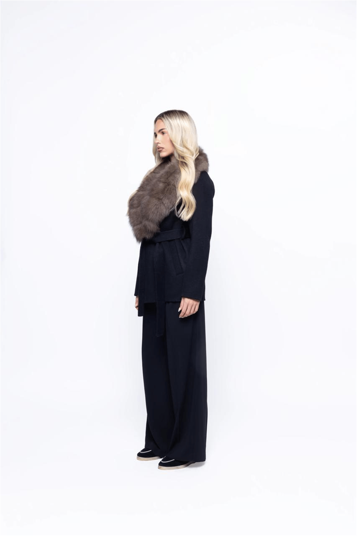 THE GROSVENOR FUR COLLAR COAT - BLACK