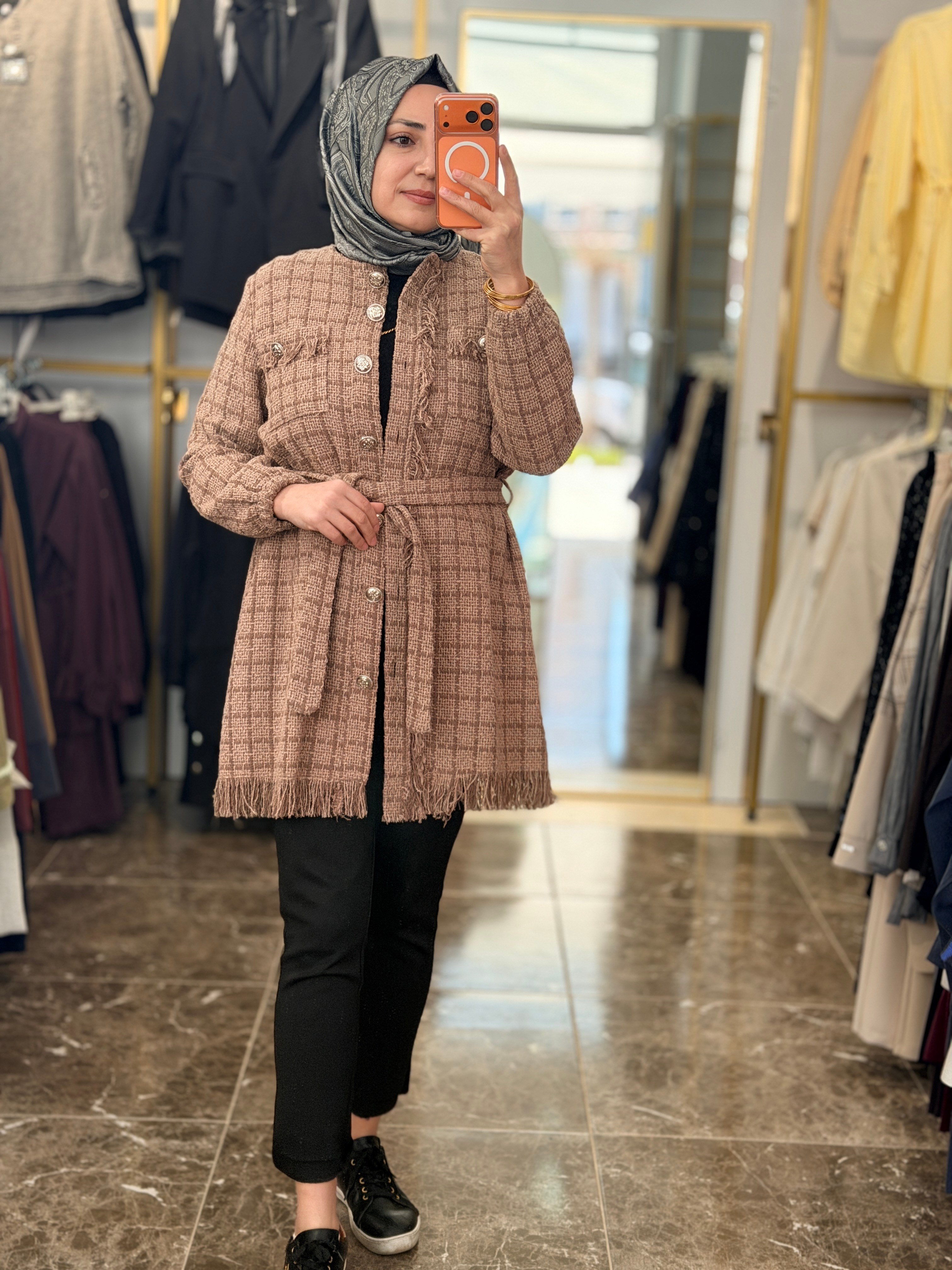 3039 Belden Bağlamalı Şanel Kap