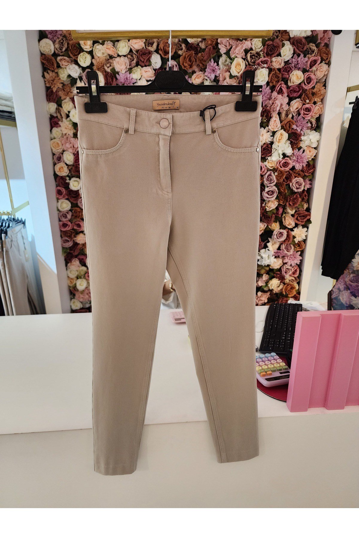 likralı bej pantolon