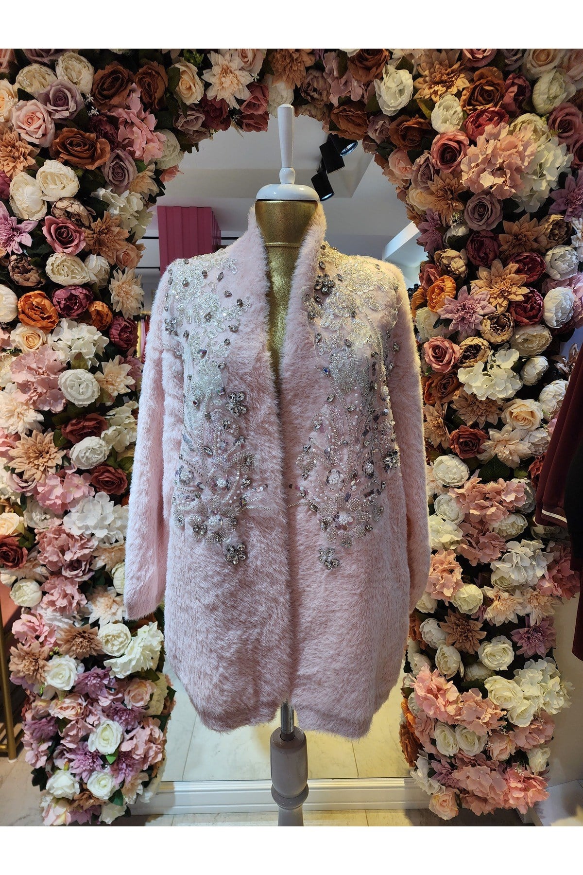 Pudra Pembe Yumuşak Tüylü Peluş Kürk Ceket