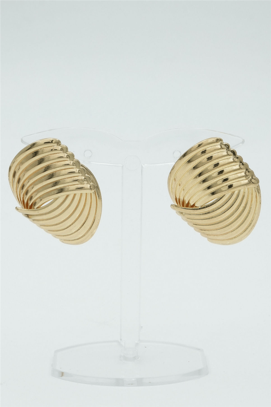 Özgün Tasarımlı  Premium Küpe Gold