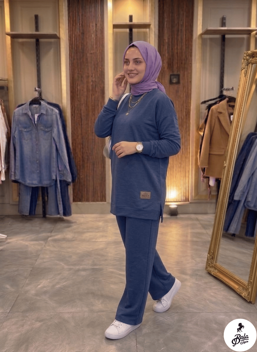 TakımlarBala GiyimBala GiyimBisiklet Yaka Armalı Yırtmaçlı Alt-Üst Takım B1004-İndigo