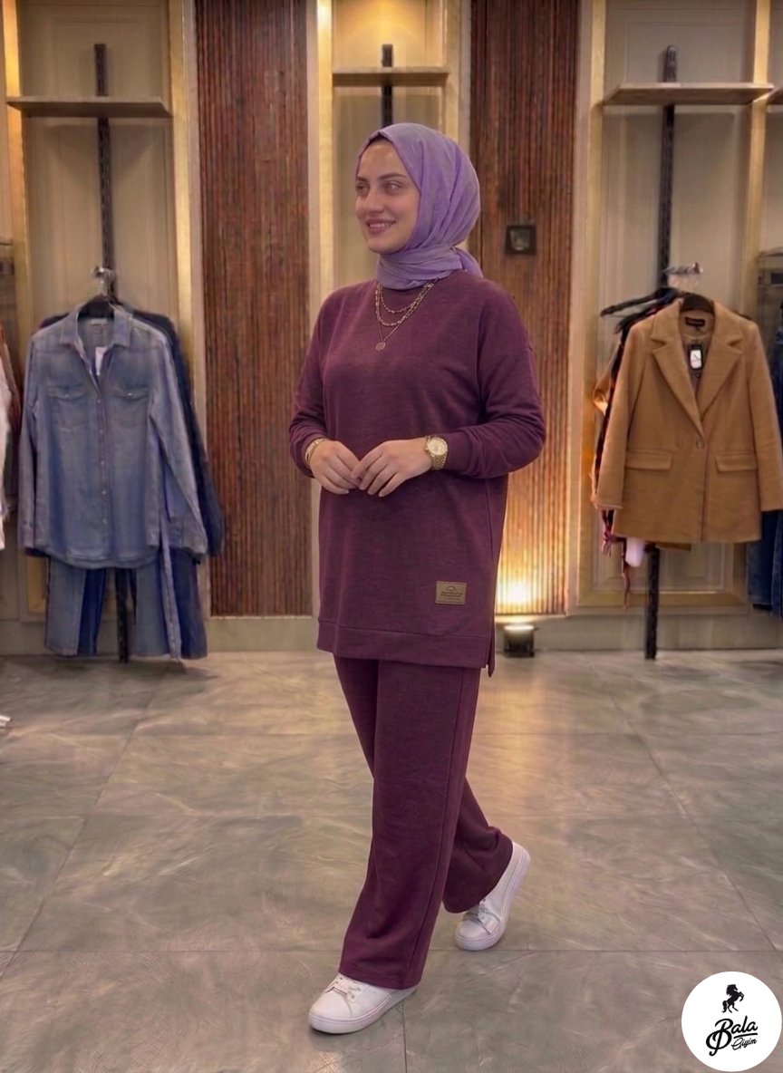 TakımlarBala GiyimBala GiyimBisiklet Yaka Armalı Yırtmaçlı Alt-Üst Takım B1004-Mürdüm