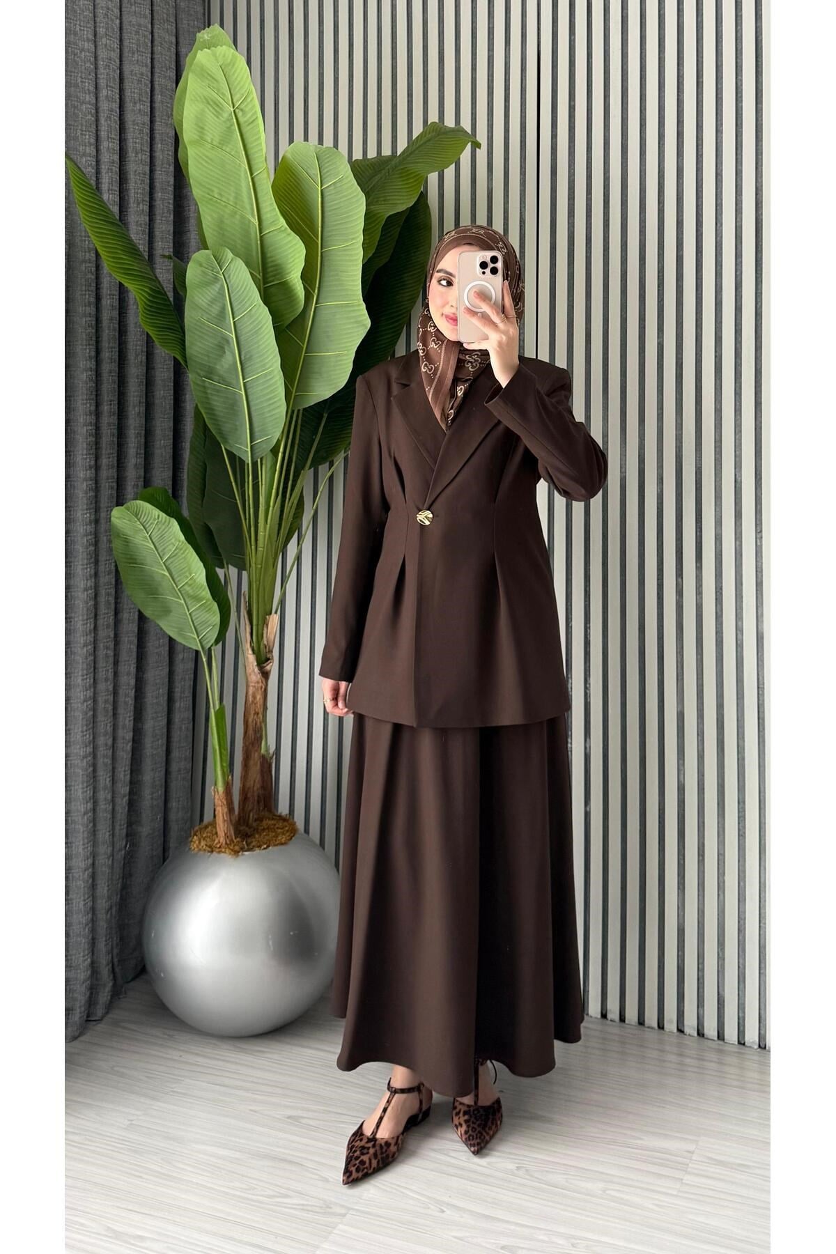 Kadın Oversize Tek Düğmeli Bağlamalı Ceket Etek Takım