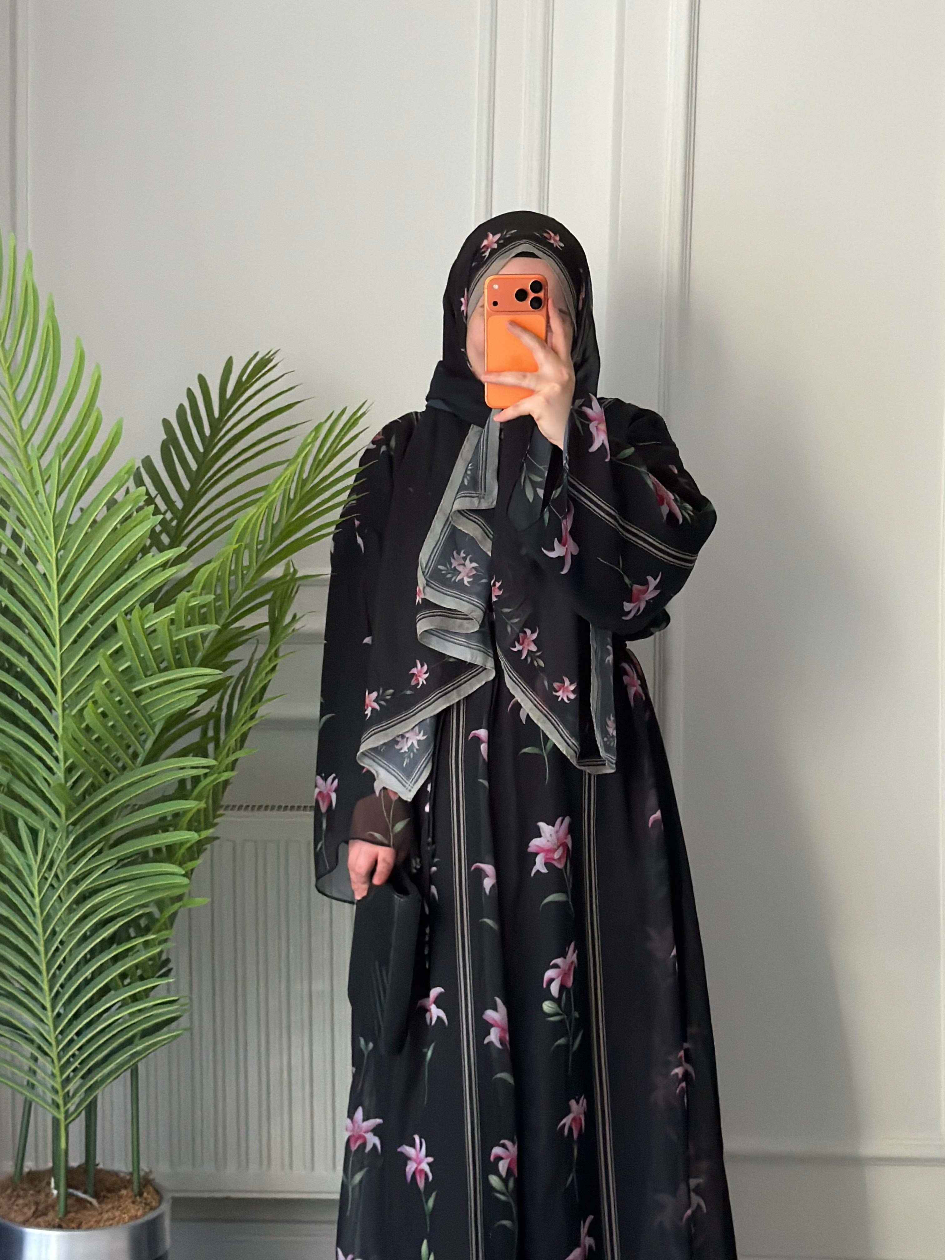 Layali Abaya