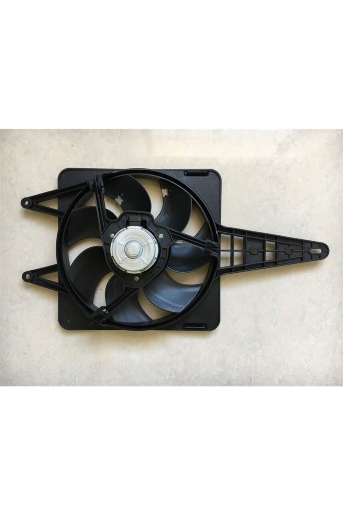 Fan Motoru Davlumbazlı Fiat Tempra Tipo Uno TPSX 1.4 1.6 Klimasız Tek Motor İthal Ürün 7615023