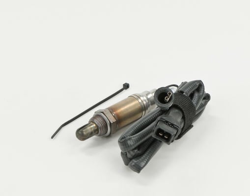 Oksijen Sensör Alfa 155 2.0 164 2.0 75 Gtv 2.0 95 > Xj40 Xjs Xjsc Saab 900 9000 1859 0258003313 Bosch 0258003957