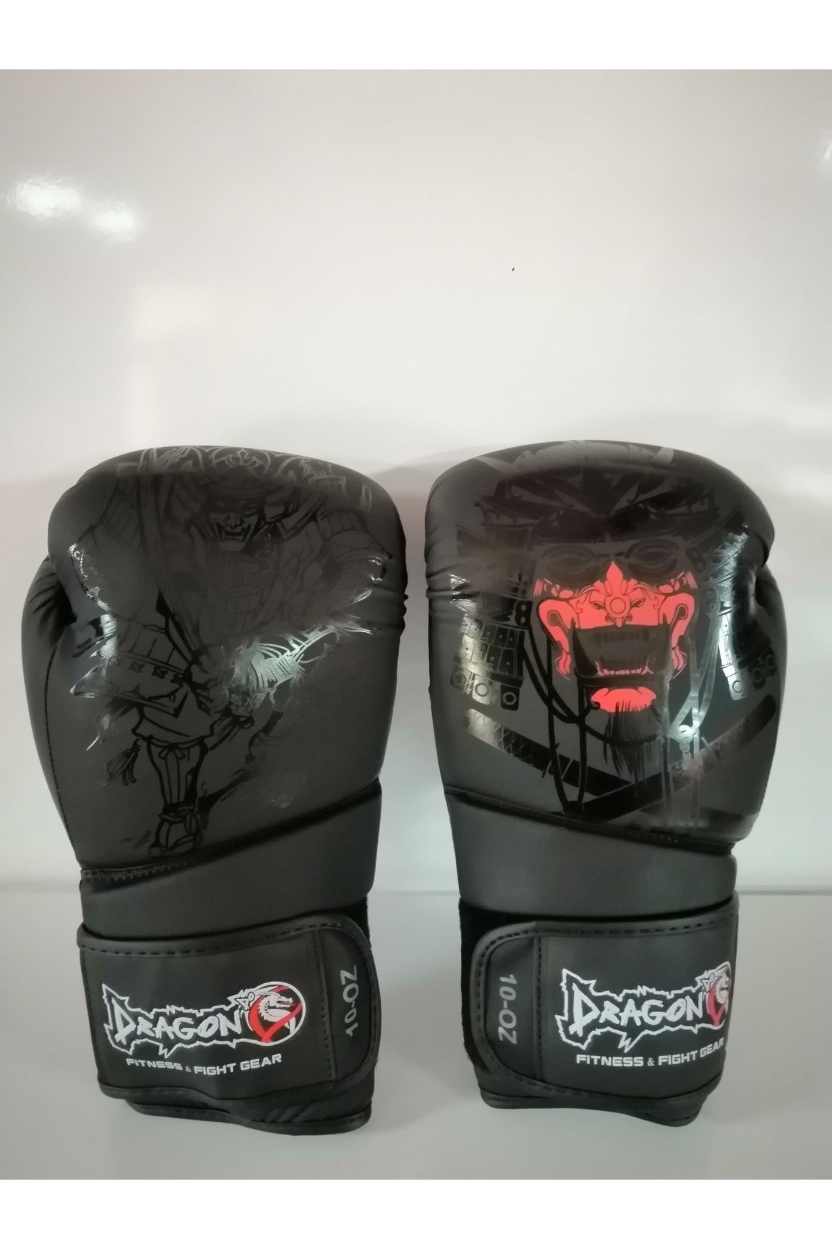 Yakuza Kick Boks Eldiveni Siyah Renk Cırtlı Model Orjinal Gifttoom