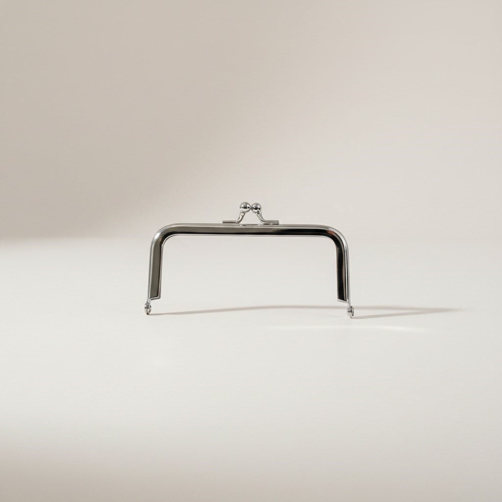 Cüzdan ve Çanta Metali Cüzdan Klipsi Bursu Oluklu Model 10.5 cm Gümüş Renk