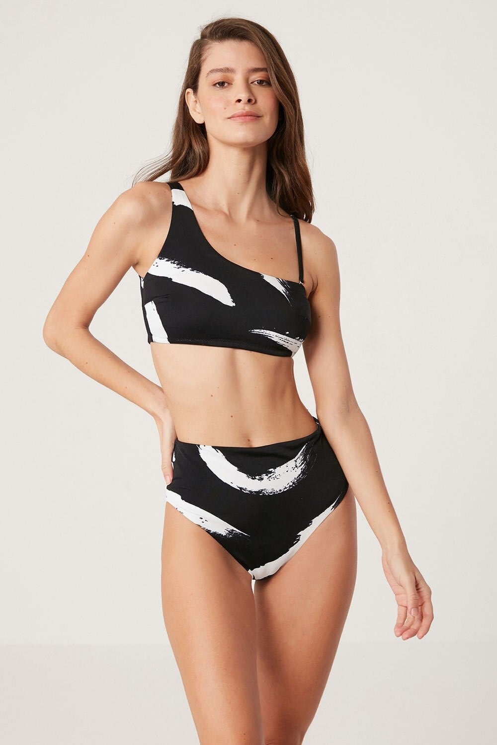 Kom Hagios Desenli Tek Omuz Çıkarılabilir Kaplı Bikini Siyah